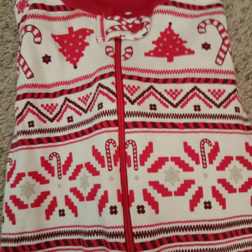 Bundle Of Girls PJs - Picture 5 of 9